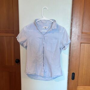 H&M-Label of Graded Goods: Light Blue Short Sleeve Button-Up Shirt